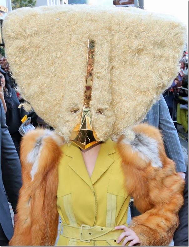 rs_634x832-131024164536-gaga rs_634x832-131024164536-gaga