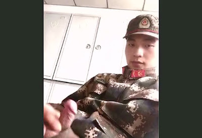 China- 直男軍人的飛機