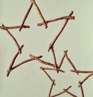 http://www.linlohandmade.com/2012/12/y-estrellas-de-palo.html