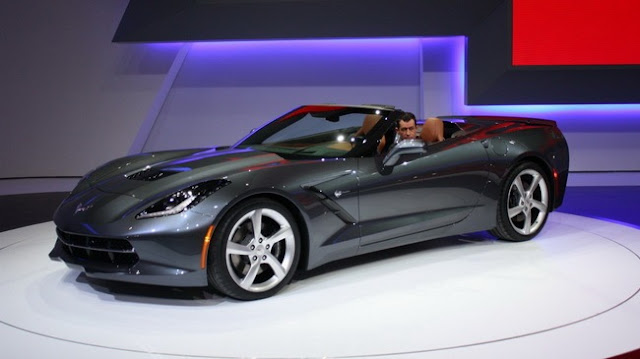 Corvette Stingray Convertible đầy quyến rũ