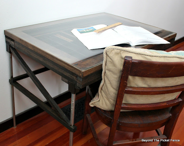 drafting desk, light table, printers tray, industrial, rustic, metal pipe, http://goo.gl/mtjRjv