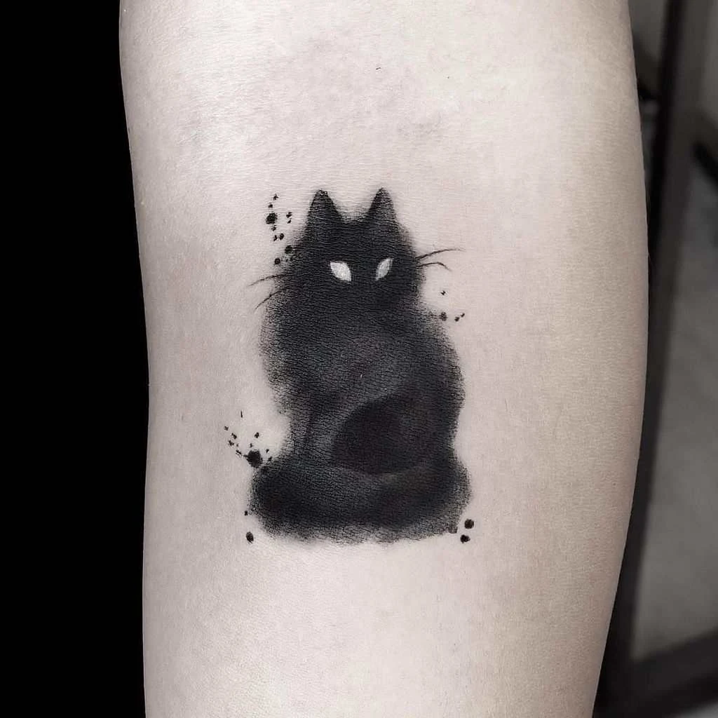 tatuaje de gato negro acuarela