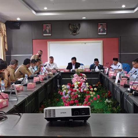 DPRD Batam Gelar RDPU Dengan Warga Kampung Jabi Soal Pelebaran Jalan