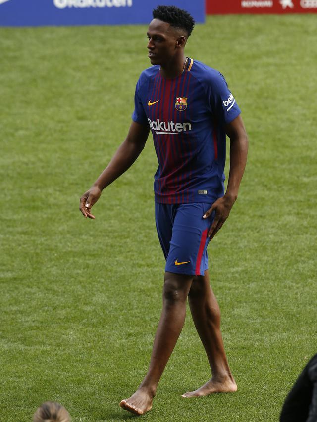 Bandar Q Barcelona Membidik Bek Anyar, Yerry Mina Nanggapi Biasa Saja