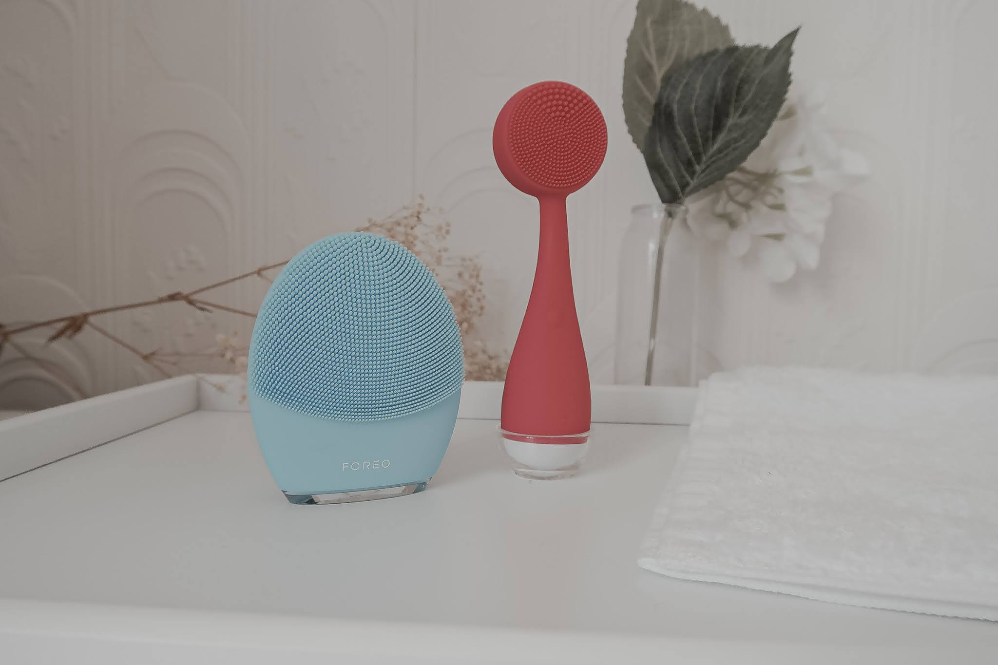 FOREO LUNA 3 and PMD Clean devices