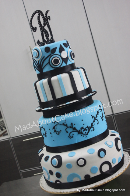 Blue Tiffany and black wedding cake Initial RF