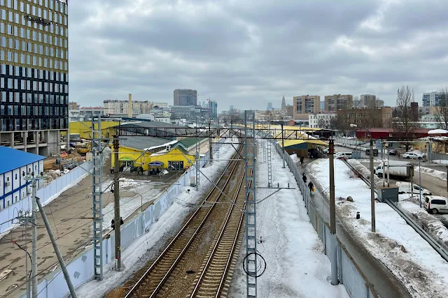 улица Двинцев, Проектируемый проезд № 2025, торговый комплекс «Савёловский»