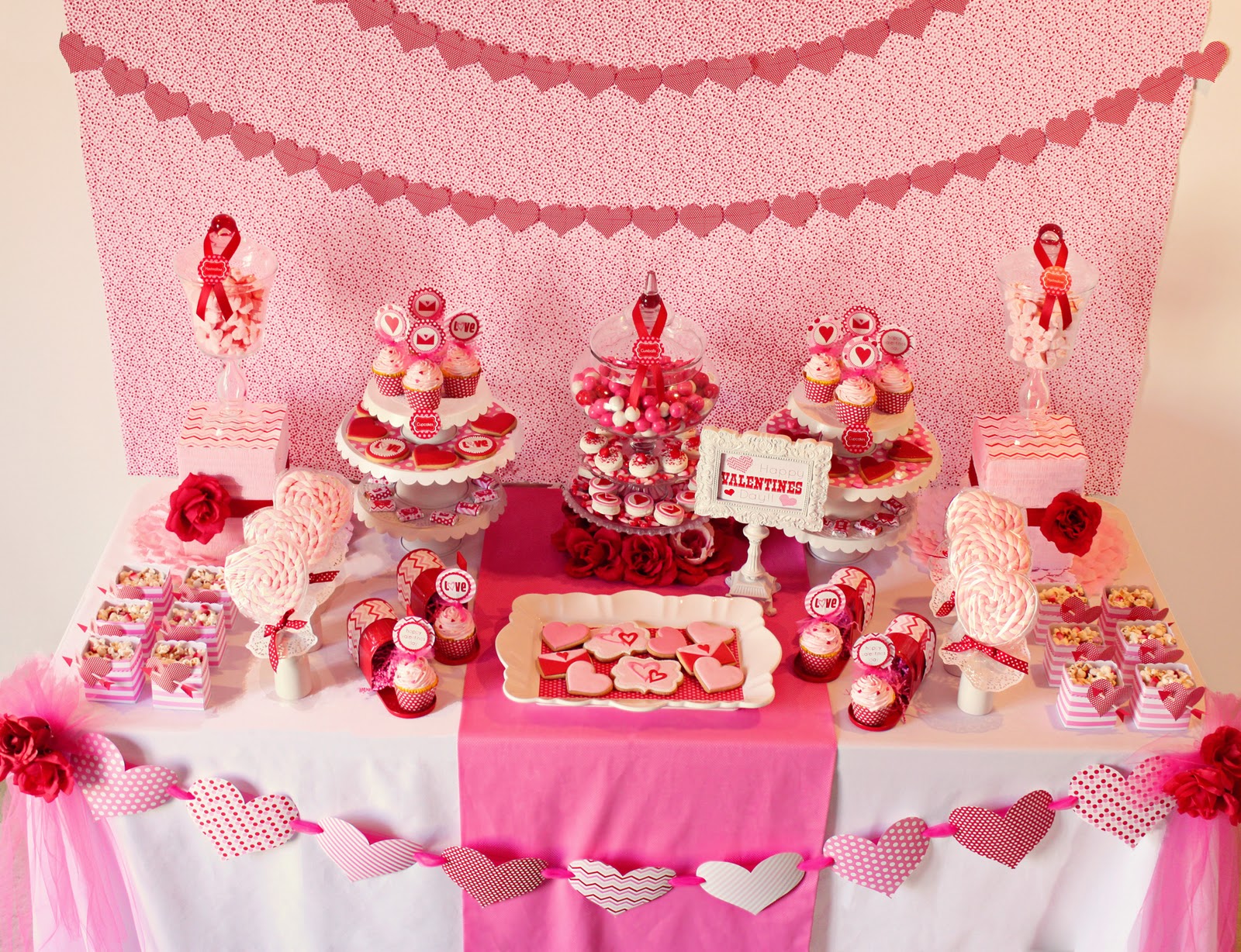 Amanda s Parties  To Go Valentines  Party  Table Ideas 