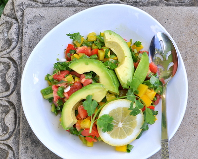 Pepper & Tomato Salad, another quick & healthy salad ♥ AVeggieVenture.com. Vegan. Low Carb. WW1.