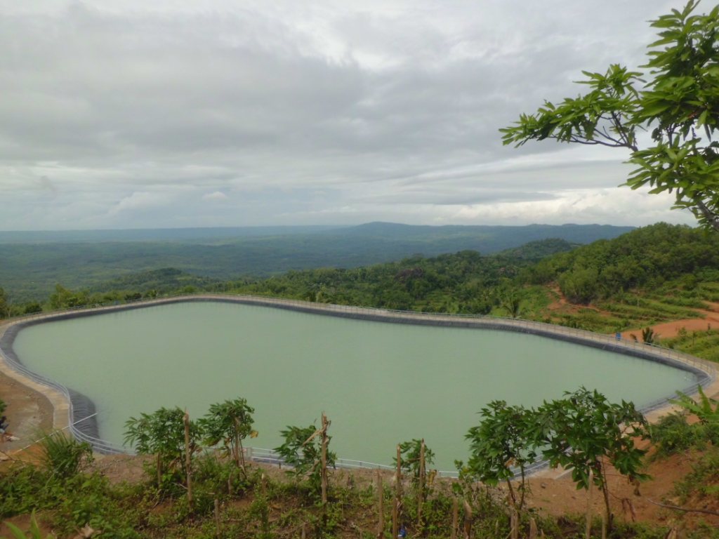 Cahaya Roma Gunung Api Purba dan Embung  Langgeran Tempat 