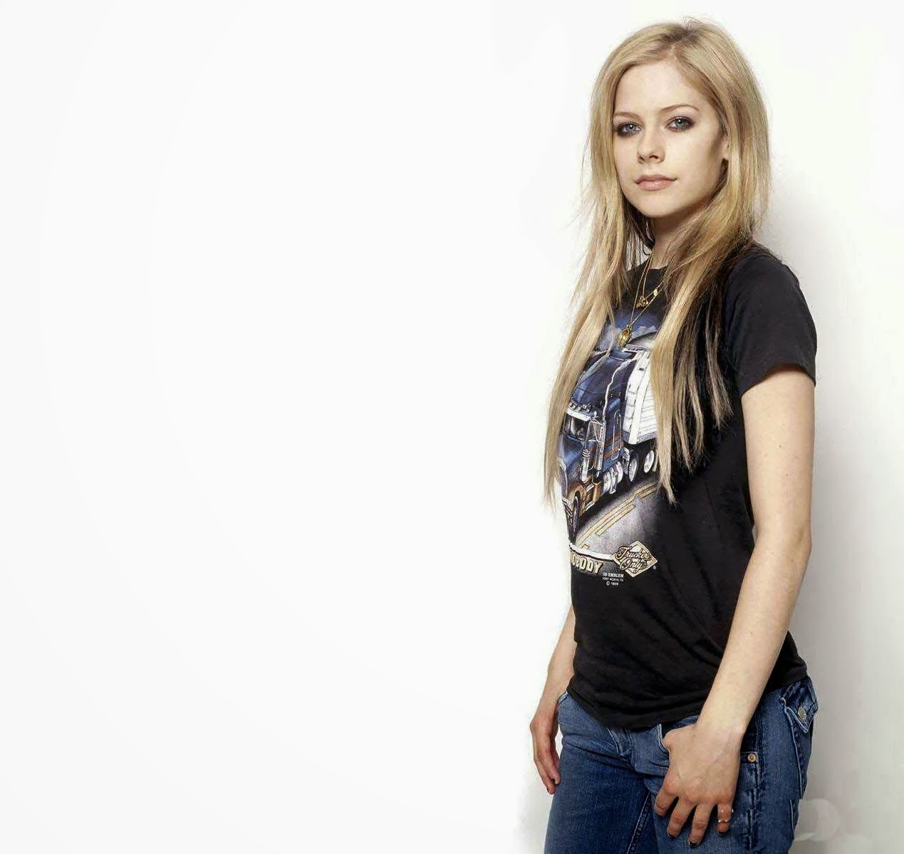 Avril Lavigne Hyper Star Hd Wallpapers