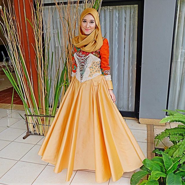 Model Baju Gamis Pesta Dian Pelangi