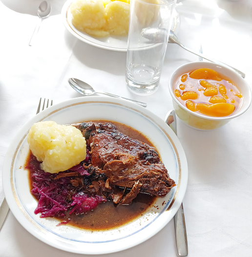 Foodporn Ostern: Kaninchen und Klöße