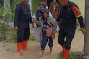 Brimob Sigap Bencana, Batalyon B Terjunkan Tim SAR Atasi Dampak Banjir di Sergai
