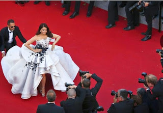 Aishwarya Rai Bachchan At Cannes 2015 Photos,
