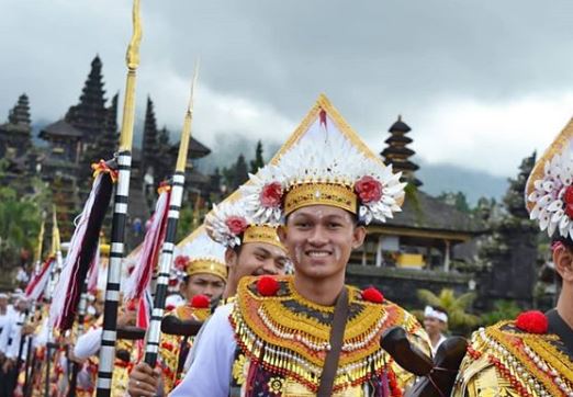 Koleksi Baru Kata Ikhlas Adalah Sifatnya Dengan Kata Mukhlis Adalah Sebutan Untuk Orang Yang