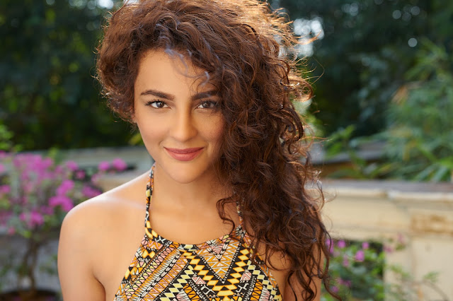 Actress seerat Kapoor latest pics