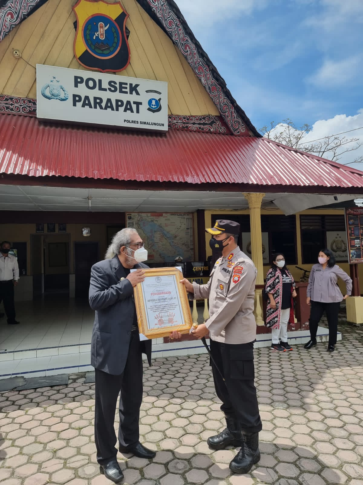 Kapolres Simalungun Terima Penghargaan Dari Komnas Perlindungan Anak