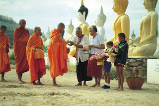 ผลการค้นหารูปภาพสำหรับ หน้าที่และมารยาทชาวพุทธ