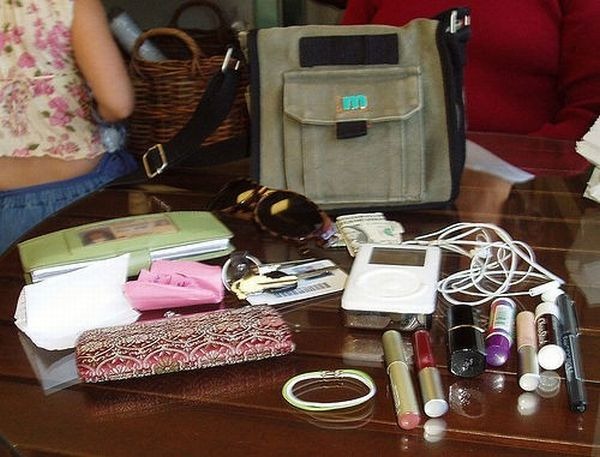 handbag-content (7)