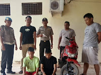 Rampas HP Milik Pelajar, Dua Tersangka Curas Pemilik Senpi Rakitan Ditangkap Polsek Rawa Jitu Selatan