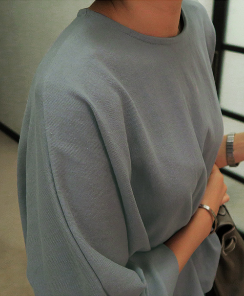  Boxy Cropped Sleeve T-Shirt