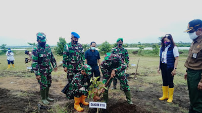 Duduwetan Jadi Target Program Penanaman Pohon PT Virama Karya (Persero)