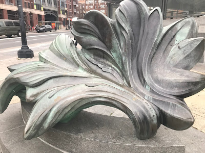 Photo of a sculpture of a leaf 