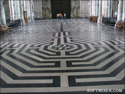 m_AmienCathedralLabyrinth