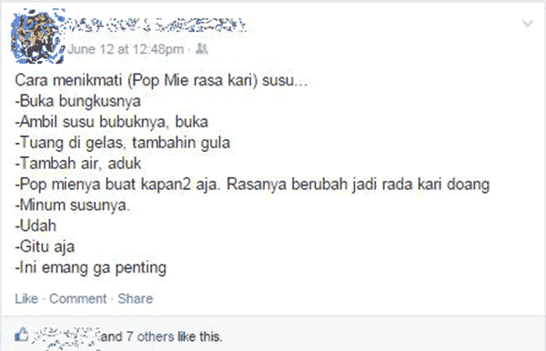 Status temen tentang cara unik dia makan Pop Mie rasa kari susu.