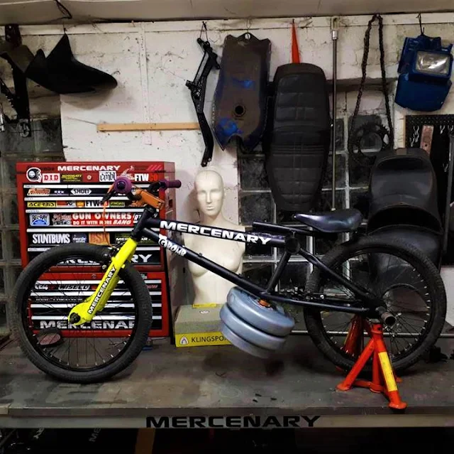 Mercenary Garage G-Bomb - G-Bike Gravity Racer