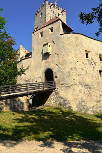 CASTELLO DI BRUNICO