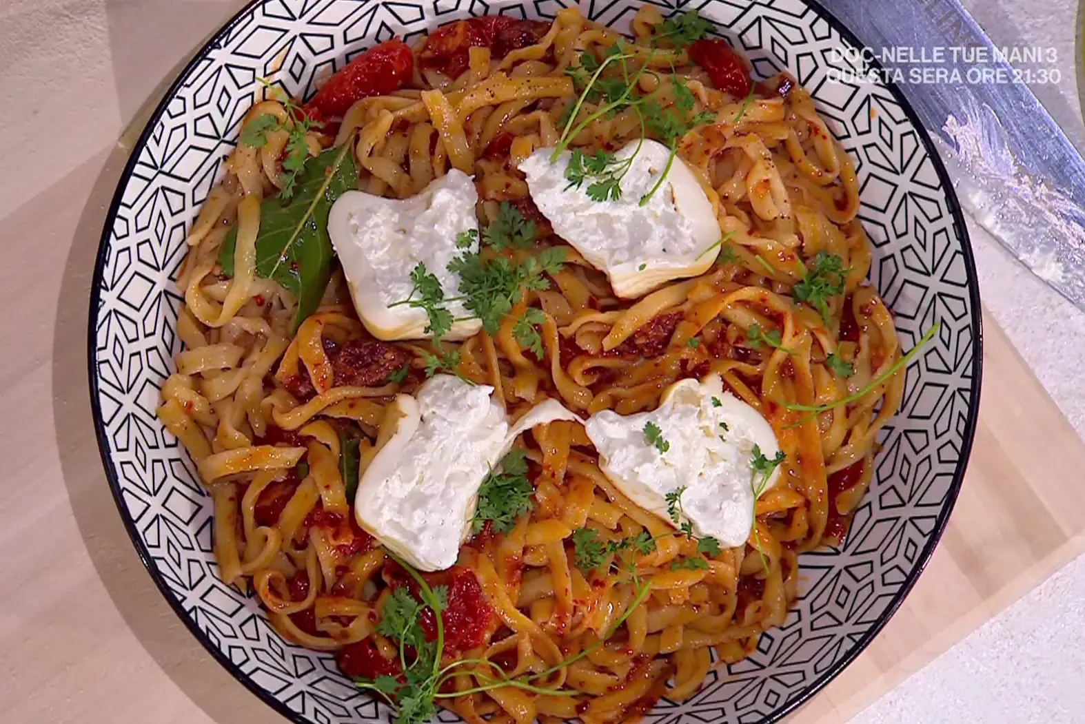 Troccoli con ‘nduja pomodorini e burrata di Antonella Ricci