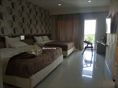 kamar grand aquarium hotel pangandaran