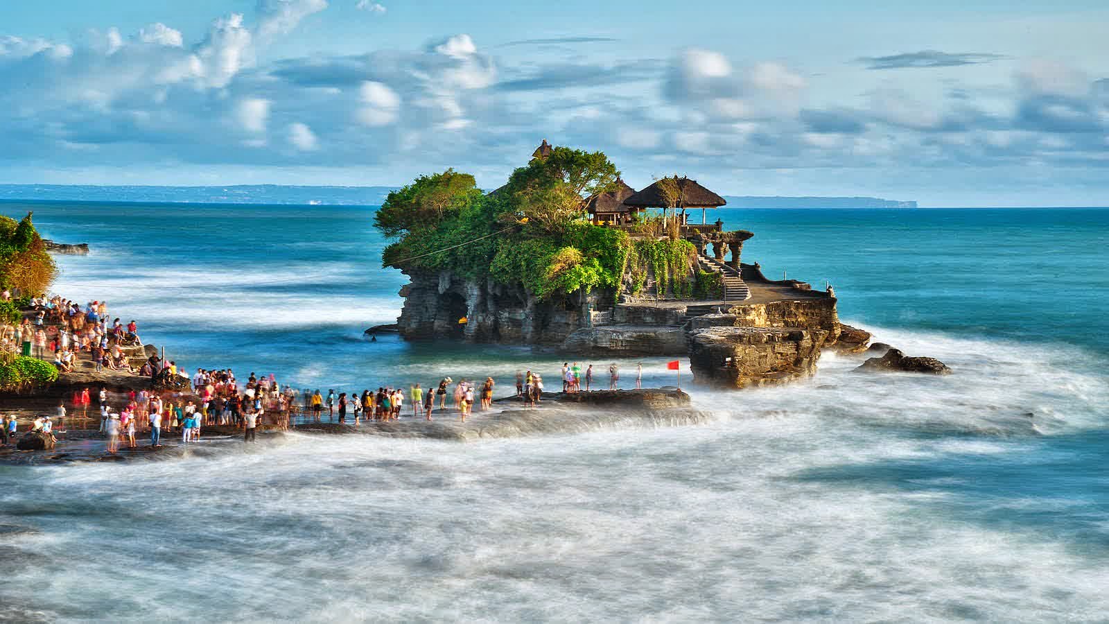 Inilah Alasan Kenapa Bali Lebih Dikenal Daripada Indonesia