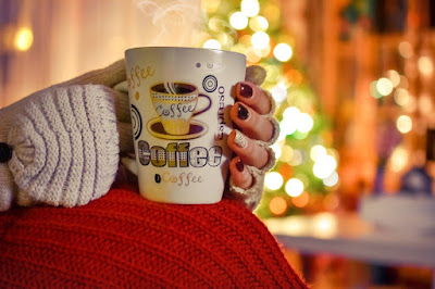 pixabay.com/en/coffe-winter-cold-hot-drink-cup-1736902