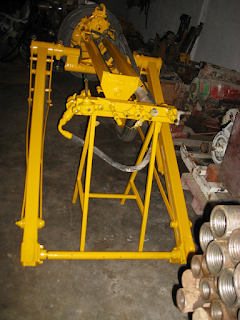 Stenuick type neumatic drilling rig