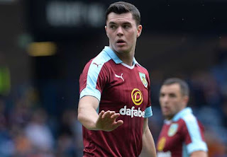 Michael Keane Sepakat Gabung Liverpool