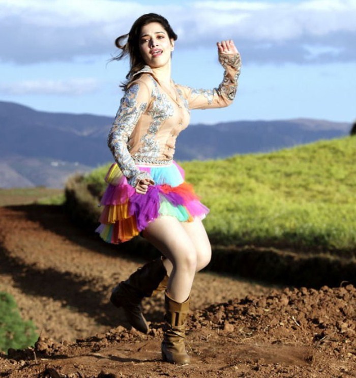 tamanna - racha still - Tamanna HOT PICS in MINISKIRT. brand NEW!!!