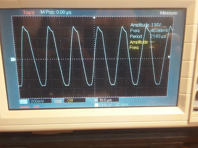 Colpitts oscillator with LM358 and TL072 Op-Amps