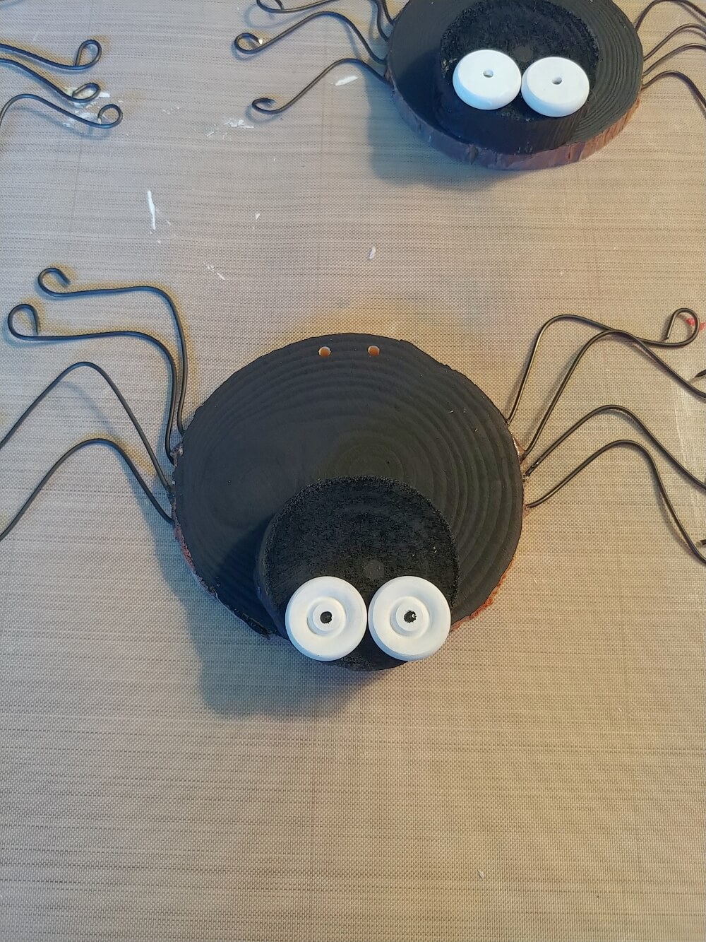 Cute DIY Halloween Spiders