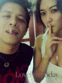 Foto Mesra Ariel Noah dengan Model Devi Lu