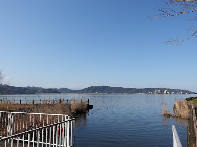 鳥取県東伯郡湯梨浜町藤津　東郷湖羽合臨海公園あやめ池公園へ