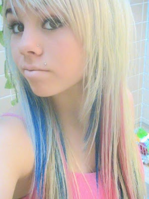 pink emo hairstyles. blonde sexy girl emo hairstyle