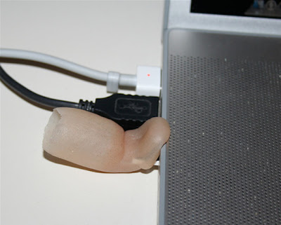 Real Finger USB Seen On www.coolpicturegallery.net