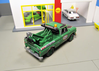 Johnny Lightning 1965 Chevrolet Texaco Tow Truck