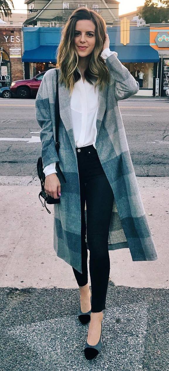 plaid flannel cardi + white shirt + bag + skinnies