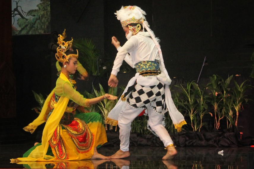 Tari Kethek Ogleng, Tarian Tradisional Dari Jawa Timur 