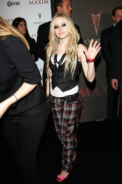 Avril returned to her punk roots at the Maxim Hot 100 Party in 