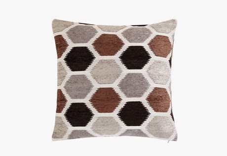 http://www.surefit.net/shop/categories/specialty-pillows/honeycomb-chenille-20inch-pillow.cfm?sku=44025&stc=0526100001